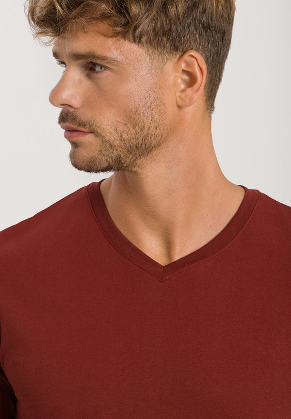 LIVING V-Shirt