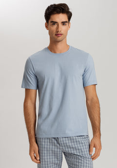 LIVING T-Shirt
