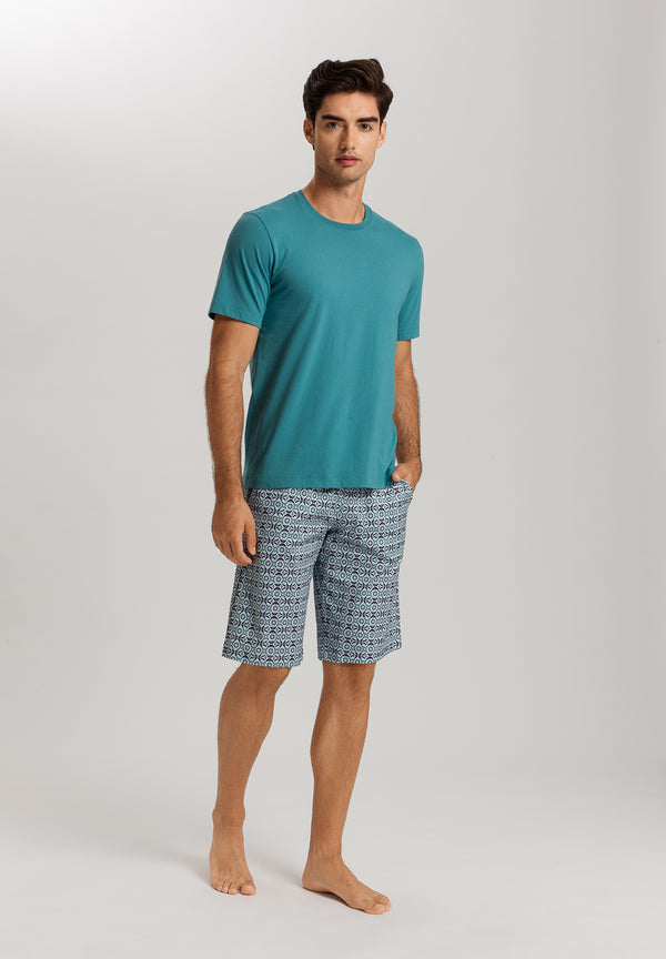 LIVING T-Shirt