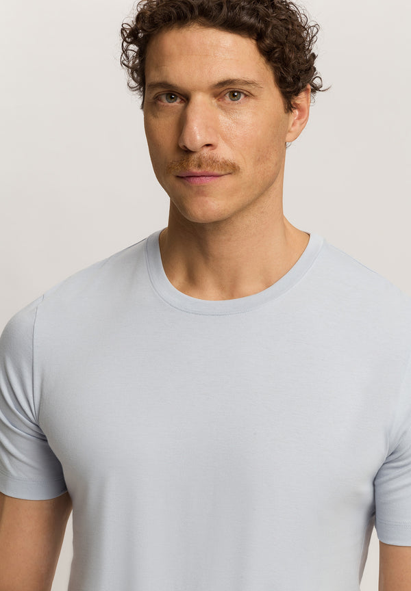 LIVING T-Shirt
