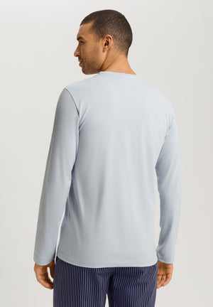 LIVING T-Shirt