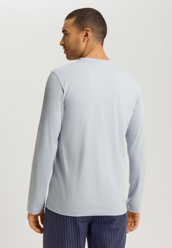 LIVING T-Shirt