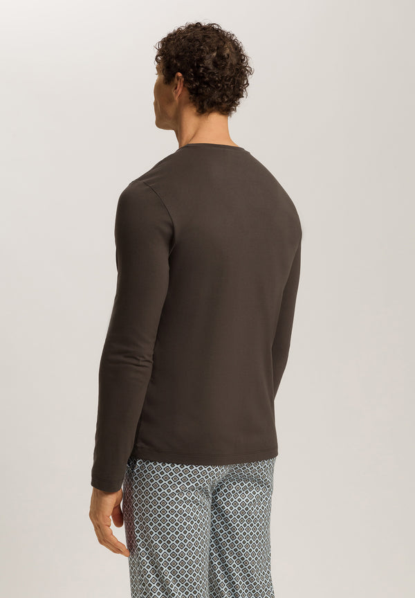 LIVING T-Shirt
