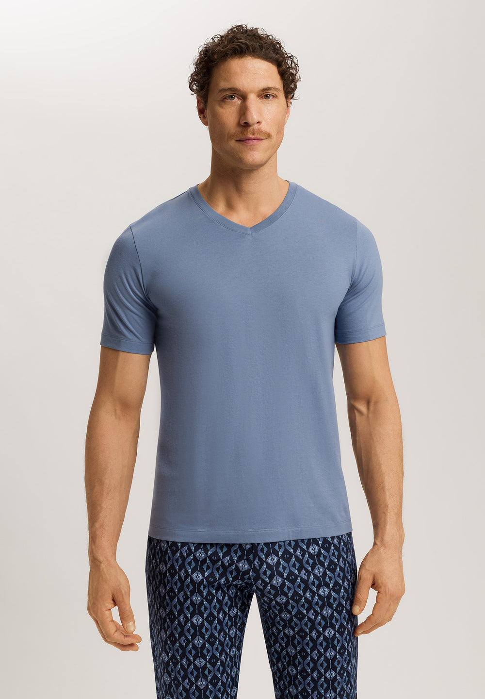 LIVING T-Shirt