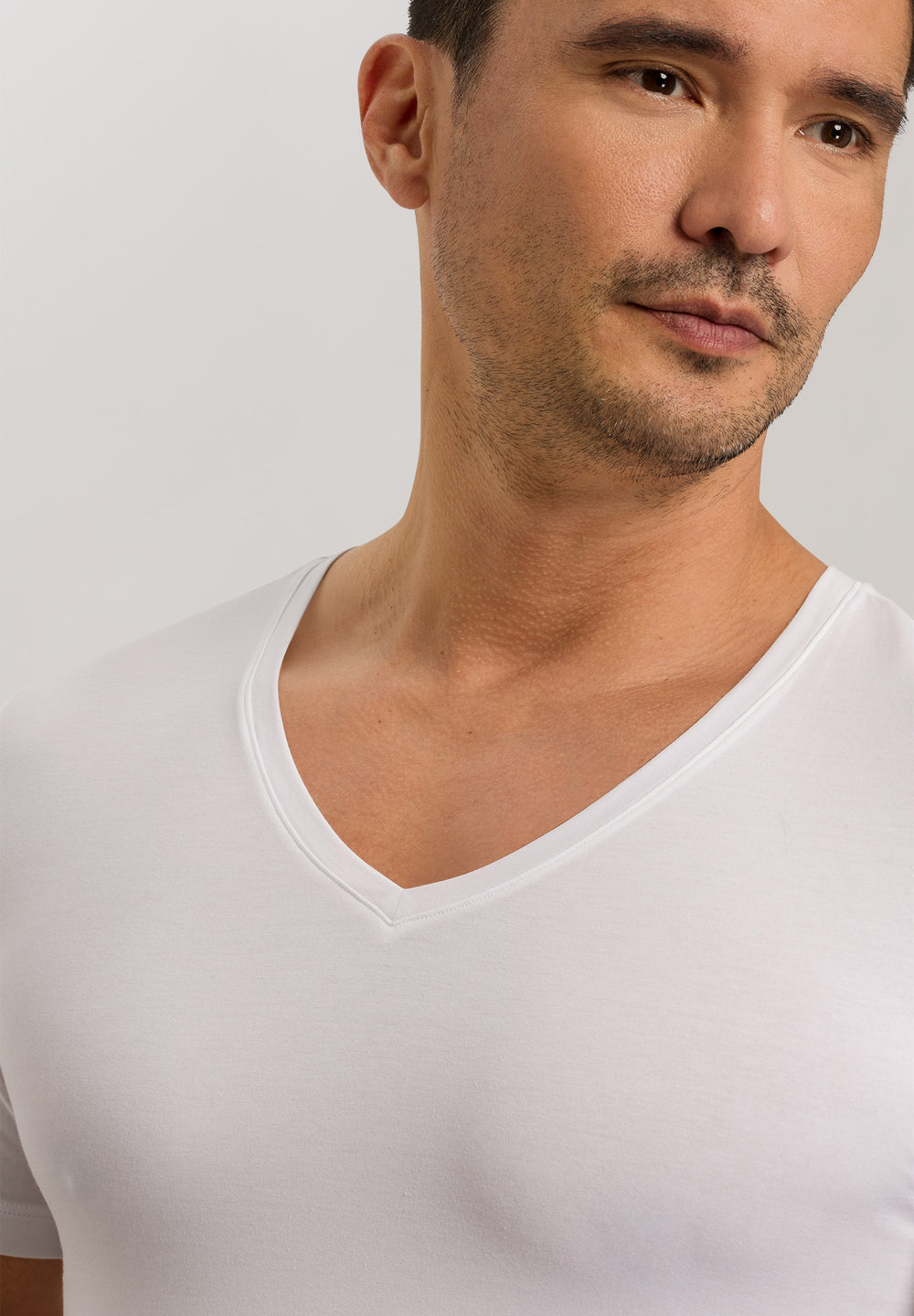 SIMON V-Shirt