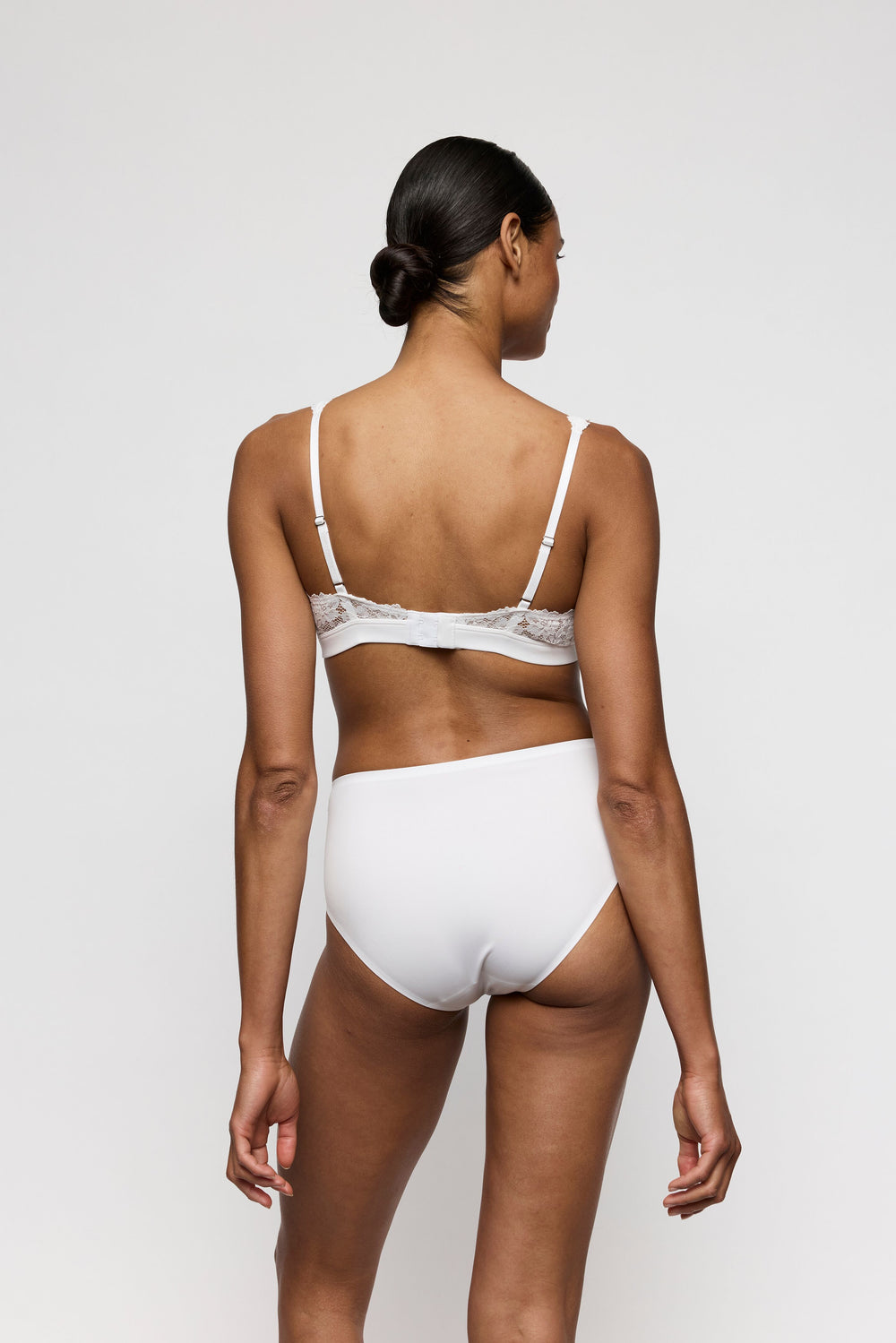 SOFT STUDIO Bralette