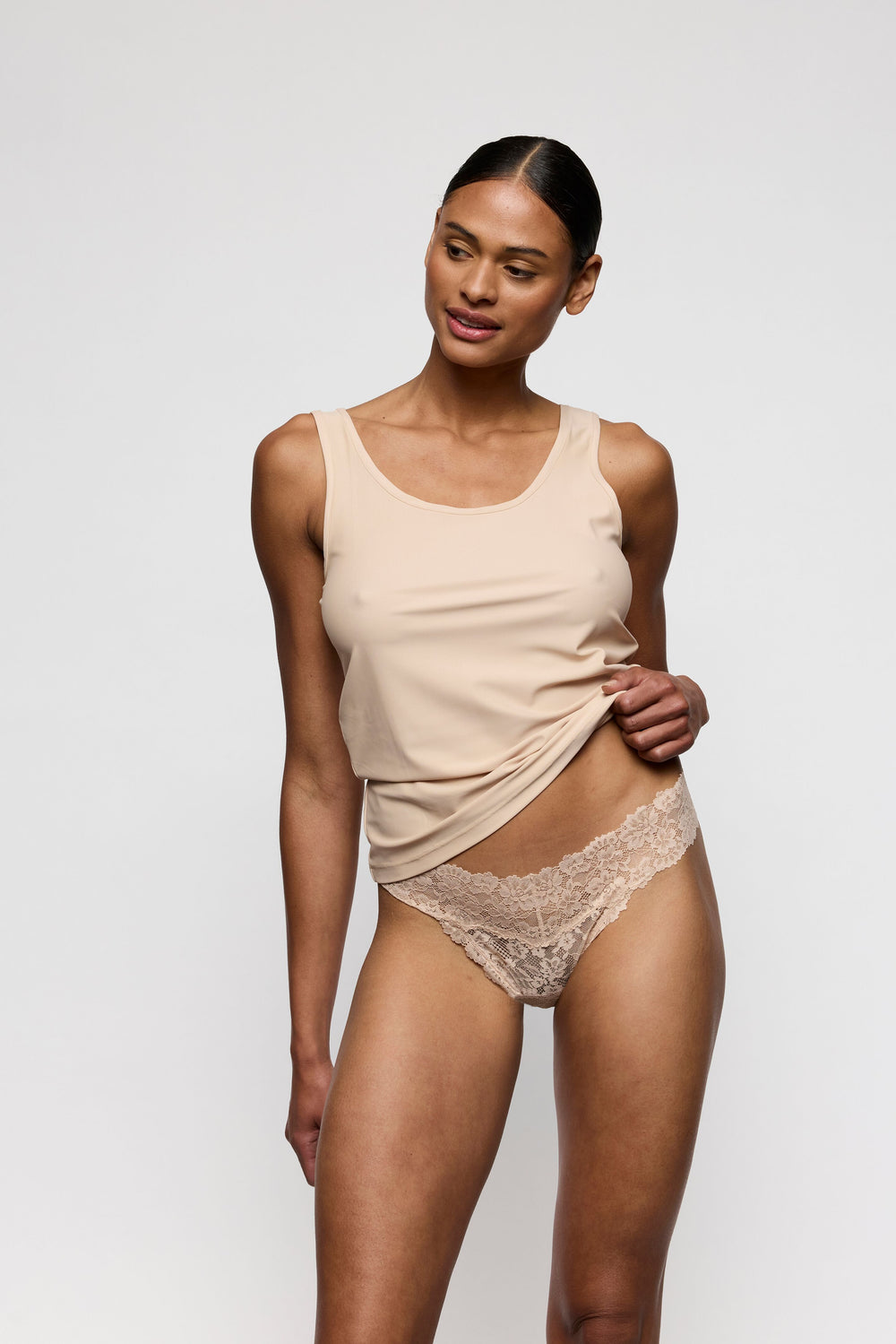SOFT STUDIO String mit Spitze