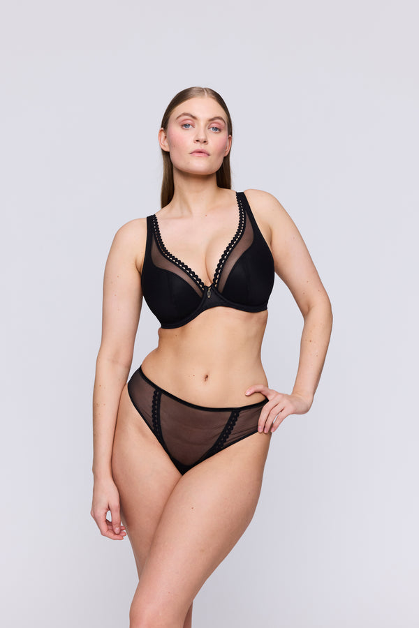VIVGIRL String