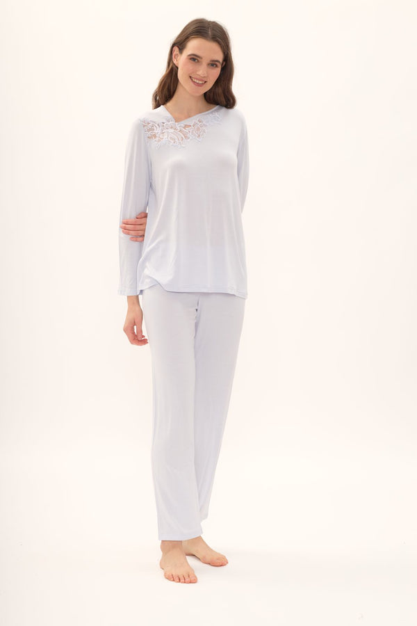 MARCH Pyjama