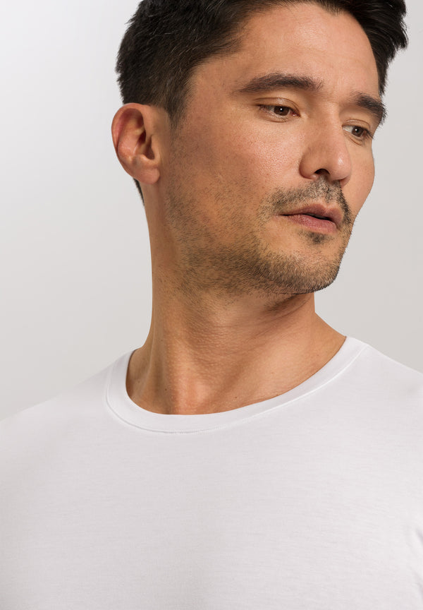 LIVING T-Shirt